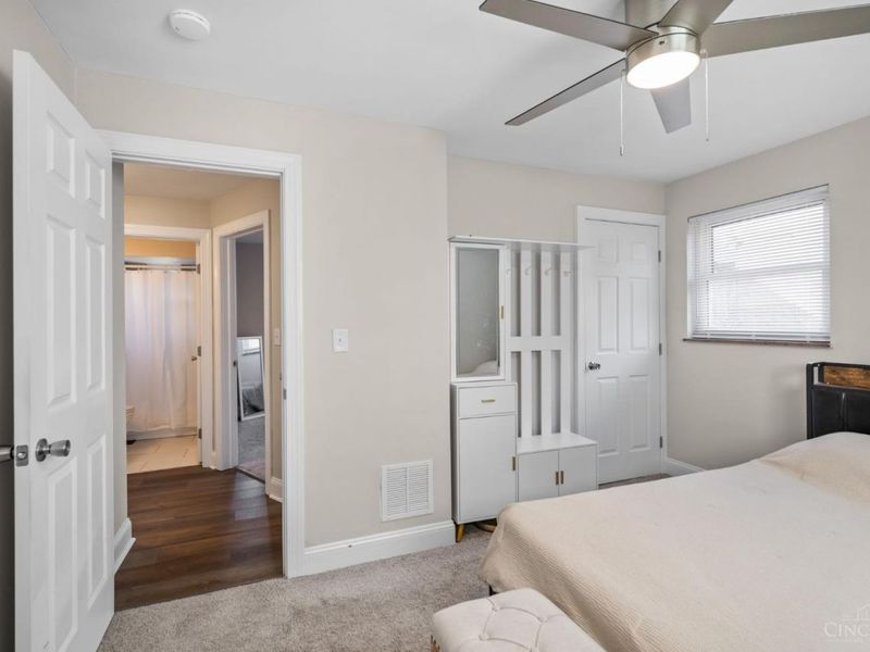 6097 W Fordham Place, Silverton, OH 45213 Photo 9