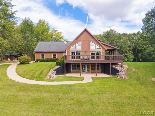14701 Burton , Clayton, MI 49235