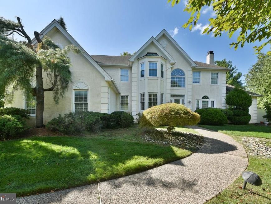 47 Loretta Circle, Richboro, PA 18954 Main Photo