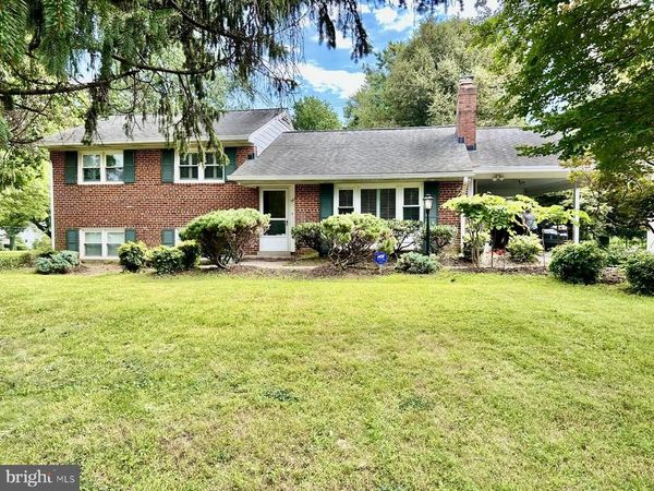 1415 MAYFLOWER DRIVE, MCLEAN, VA 22101