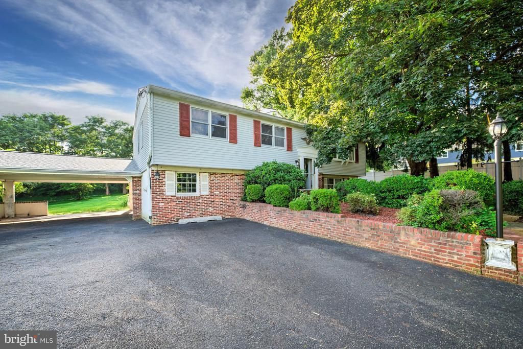 1038 PHOENIXVILLE PIKE , WEST CHESTER, PA 19380