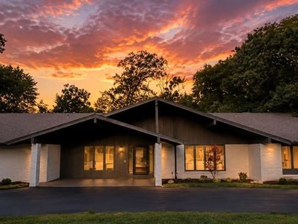15 Meadowbrook Country Club Estate , Ballwin, MO 63011
