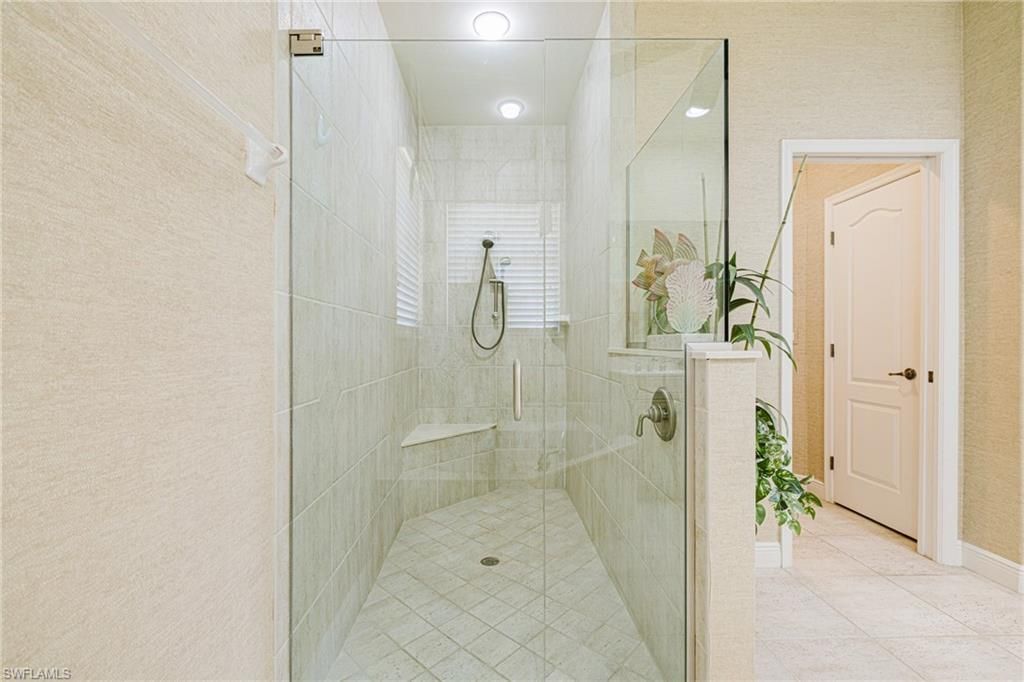 1925 Harbour Cir, Cape Coral, FL 33914 Photo