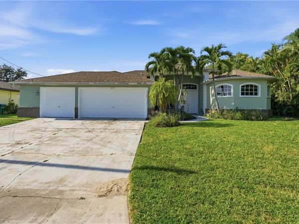 1432 SE 29th TER , CAPE CORAL, FL 33904