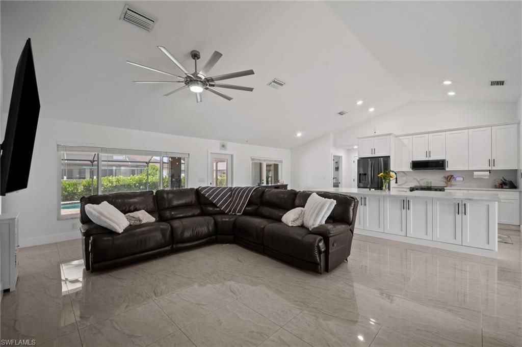 2702 NE 1st Ave , Cape Coral, FL 33909 Photo
