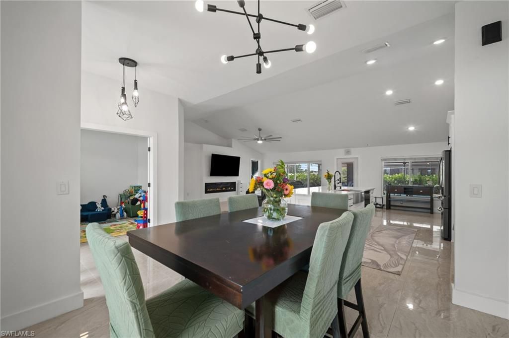 2702 NE 1st Ave , Cape Coral, FL 33909 Photo