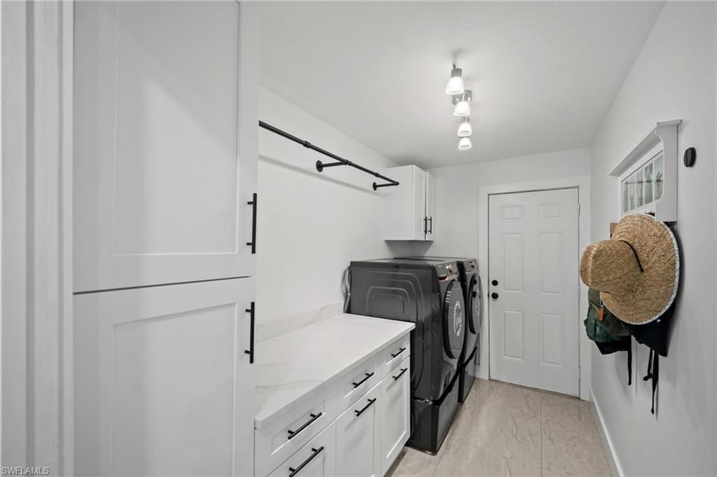 2702 NE 1st Ave , Cape Coral, FL 33909 Photo