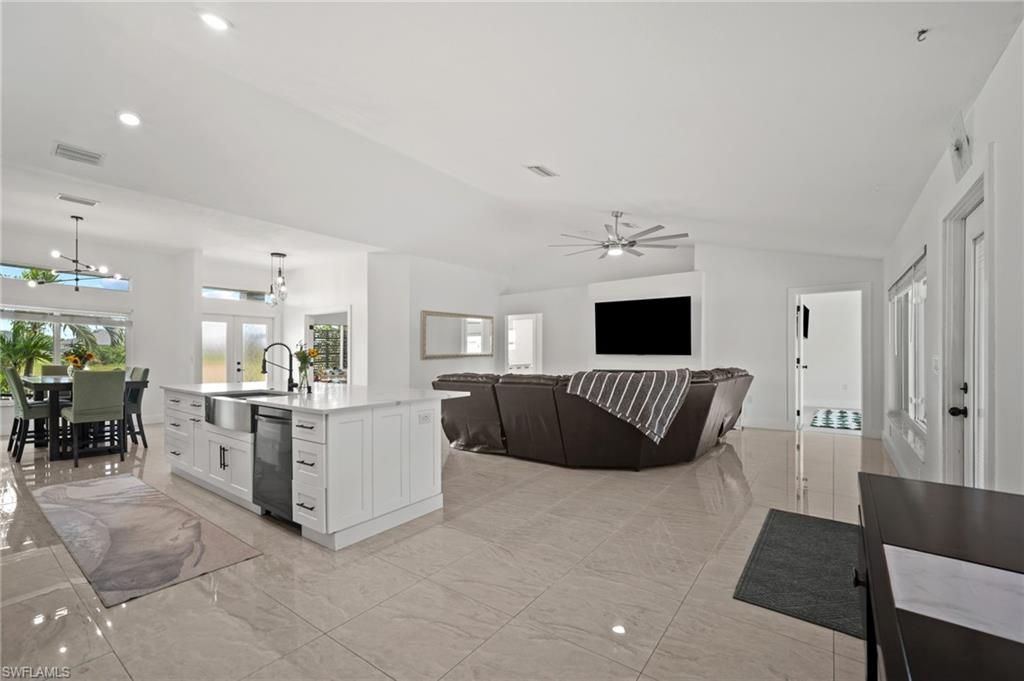 2702 NE 1st Ave , Cape Coral, FL 33909 Photo