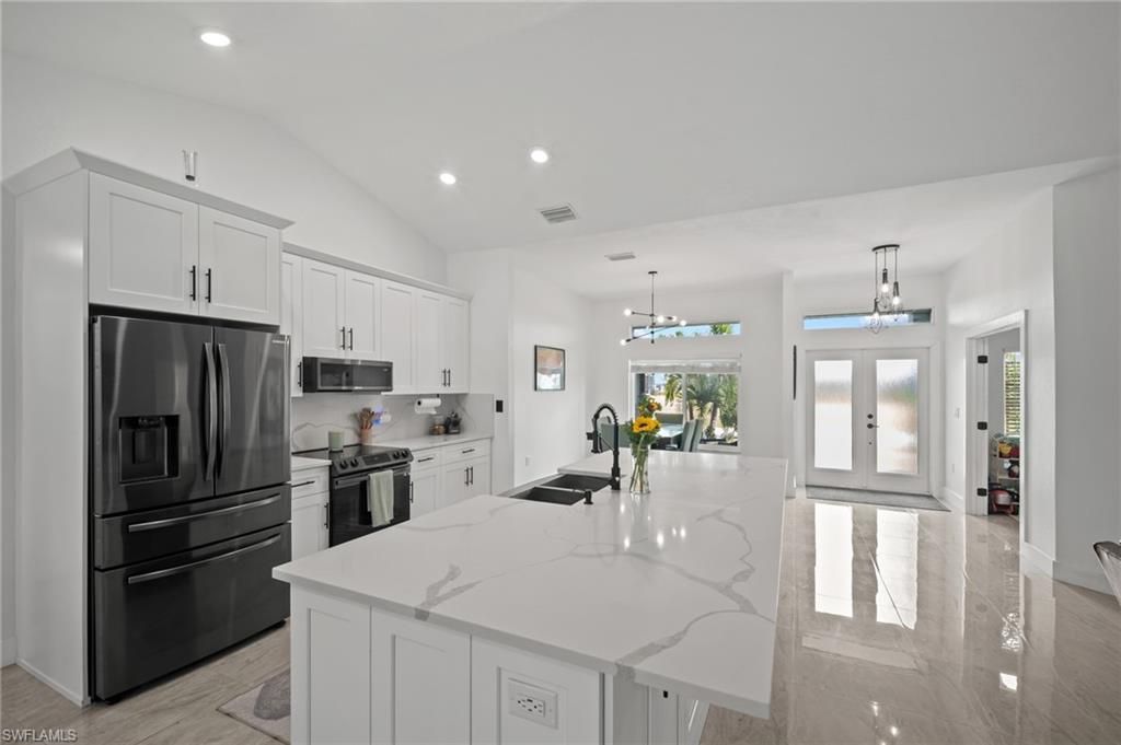 2702 NE 1st Ave , Cape Coral, FL 33909 Photo