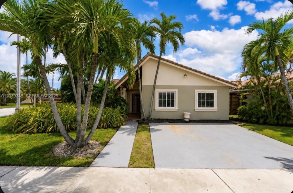 13706 SW 14th St, Miami, FL 33184 Photo