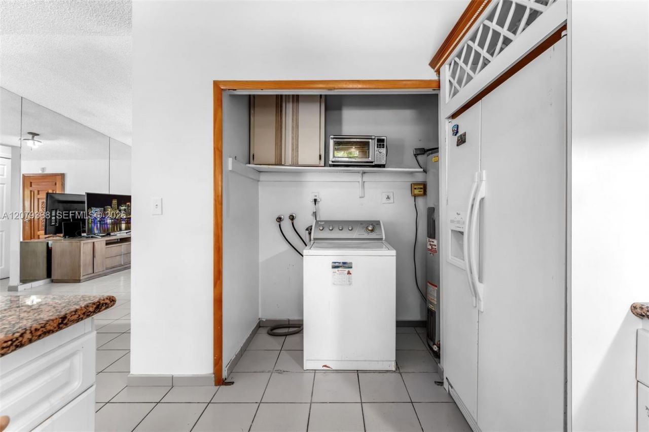 13706 SW 14th St, Miami, FL 33184 Photo