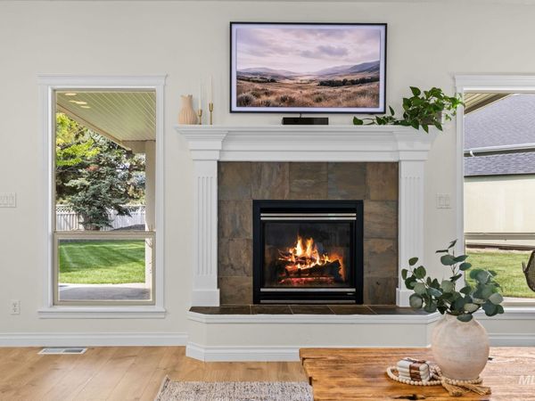 2818 E Shadowview, Eagle, ID 83616