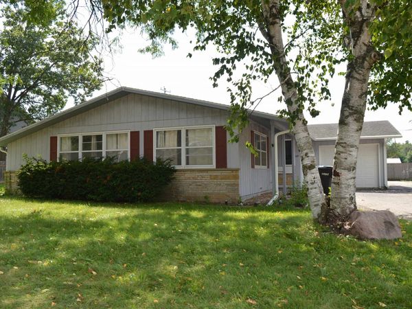 709 Mark Drive, Verona, WI 53593