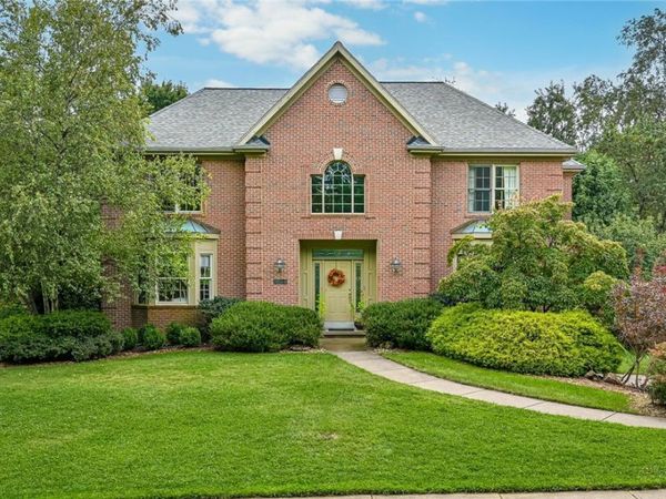 3166 Canterbury Dr, Allison Park, PA 15101