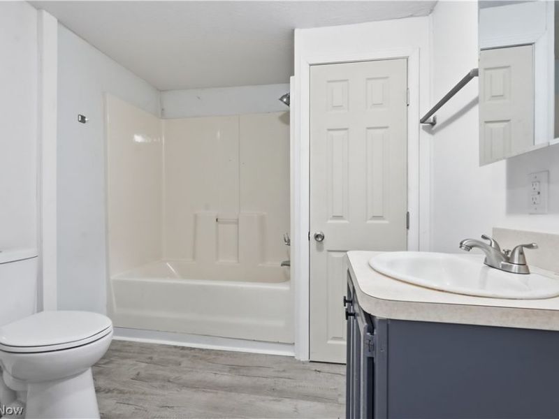 10341 Lincoln way E, Unit Lot 42, Orrville, OH 44667 Photo 14