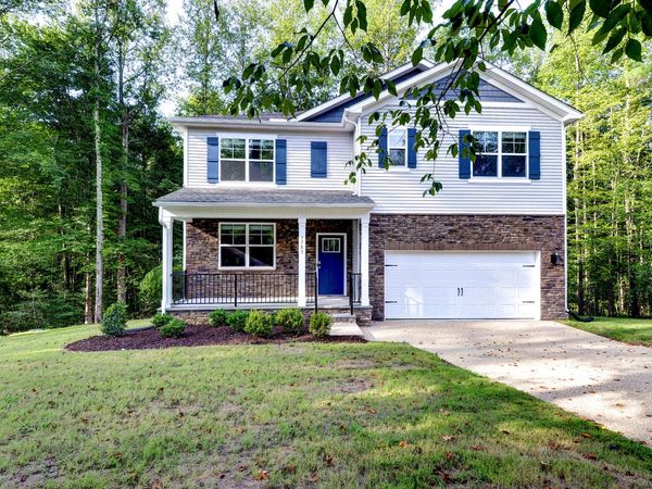 7785 Patriots Way E, Gloucester, VA 23061