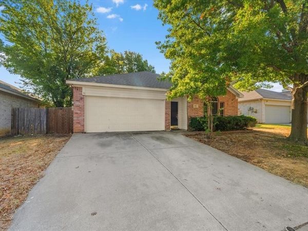 3933 Parkhaven Drive, Denton, TX 76210