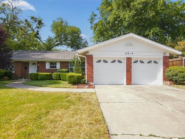 6816 Chickering Road, Fort Worth, TX 76116