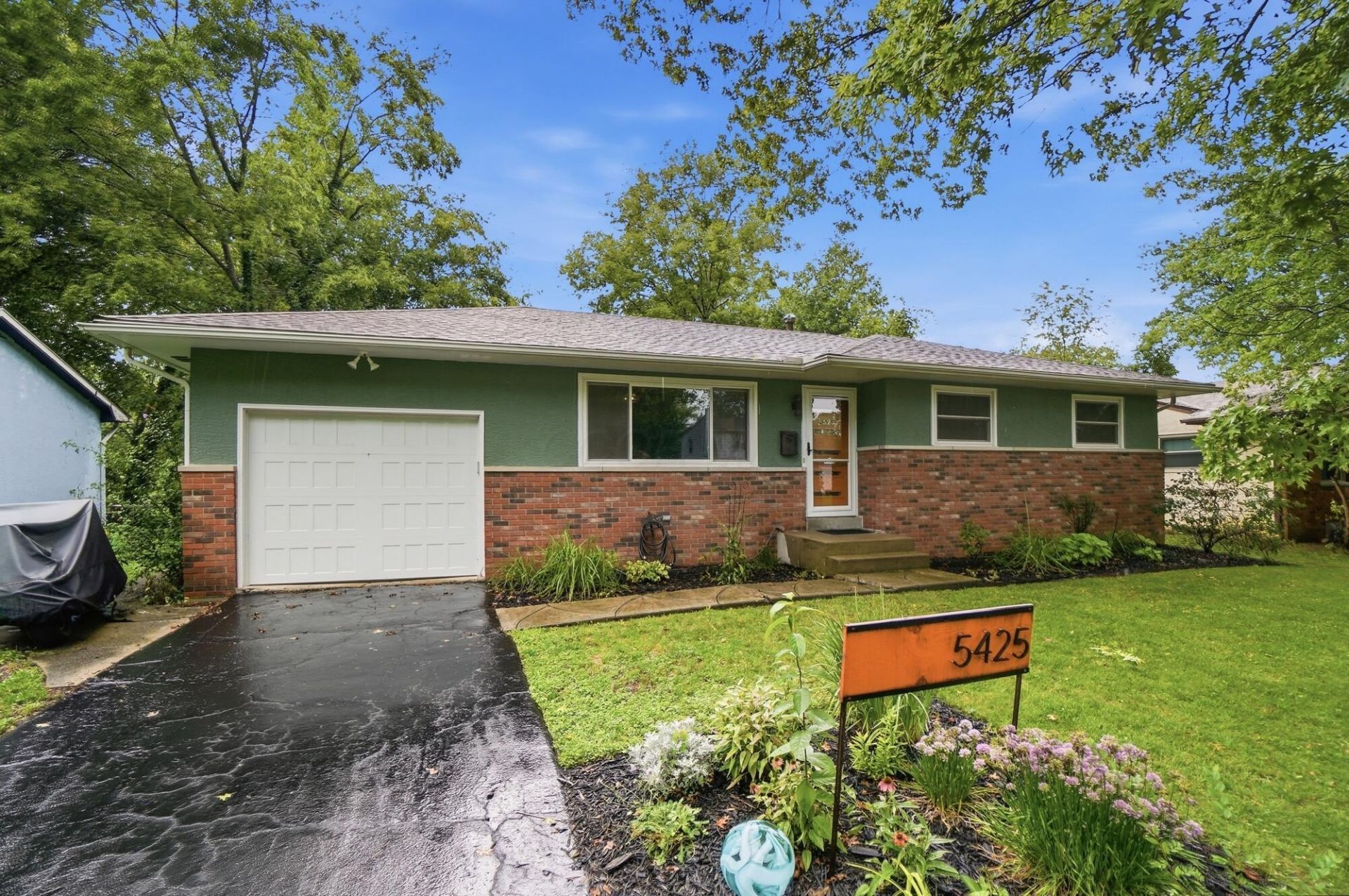 5425 Rockwood Road, Columbus, OH 43229 Main Photo