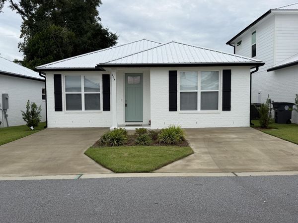 114 Penny Lane, Valparaiso, FL 32580