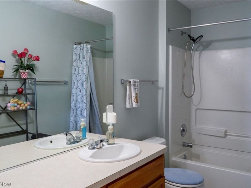 8858 Jordan Court, North Ridgeville, OH 44039 Photo 31