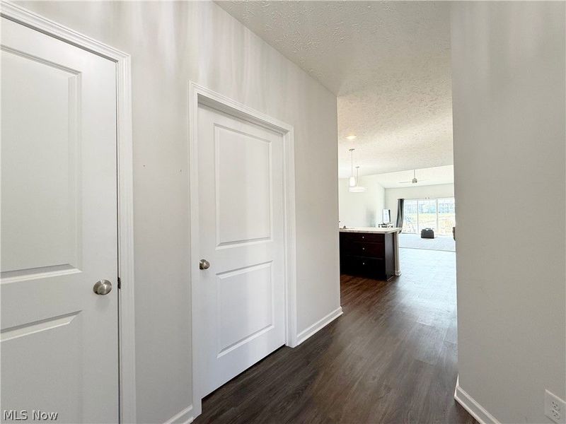 208 Silver Spring Circle , Elyria, OH 44035 Photo 7