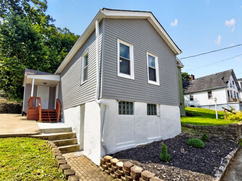 1207 John Street, Covington, KY 41016 Photo 2