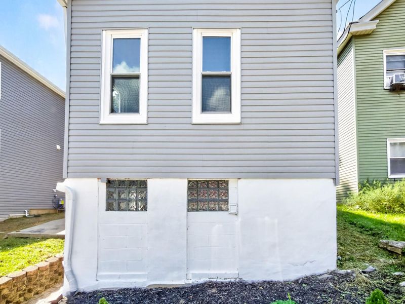 1207 John Street, Covington, KY 41016 Photo 4