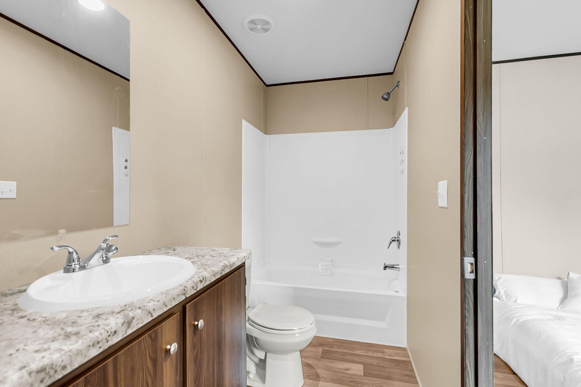 402 Marion Road Photo 27