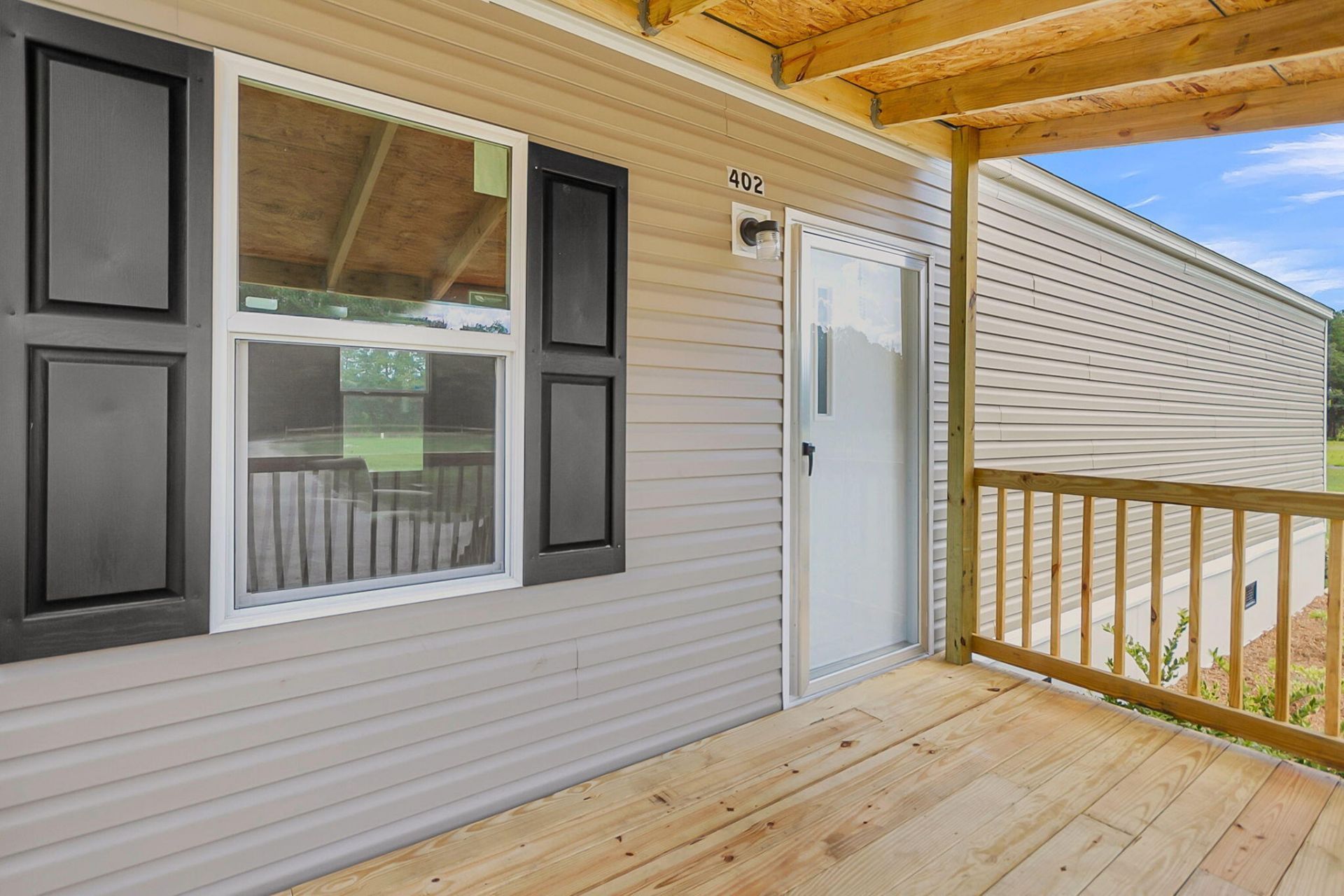 402 Marion Road Photo 4