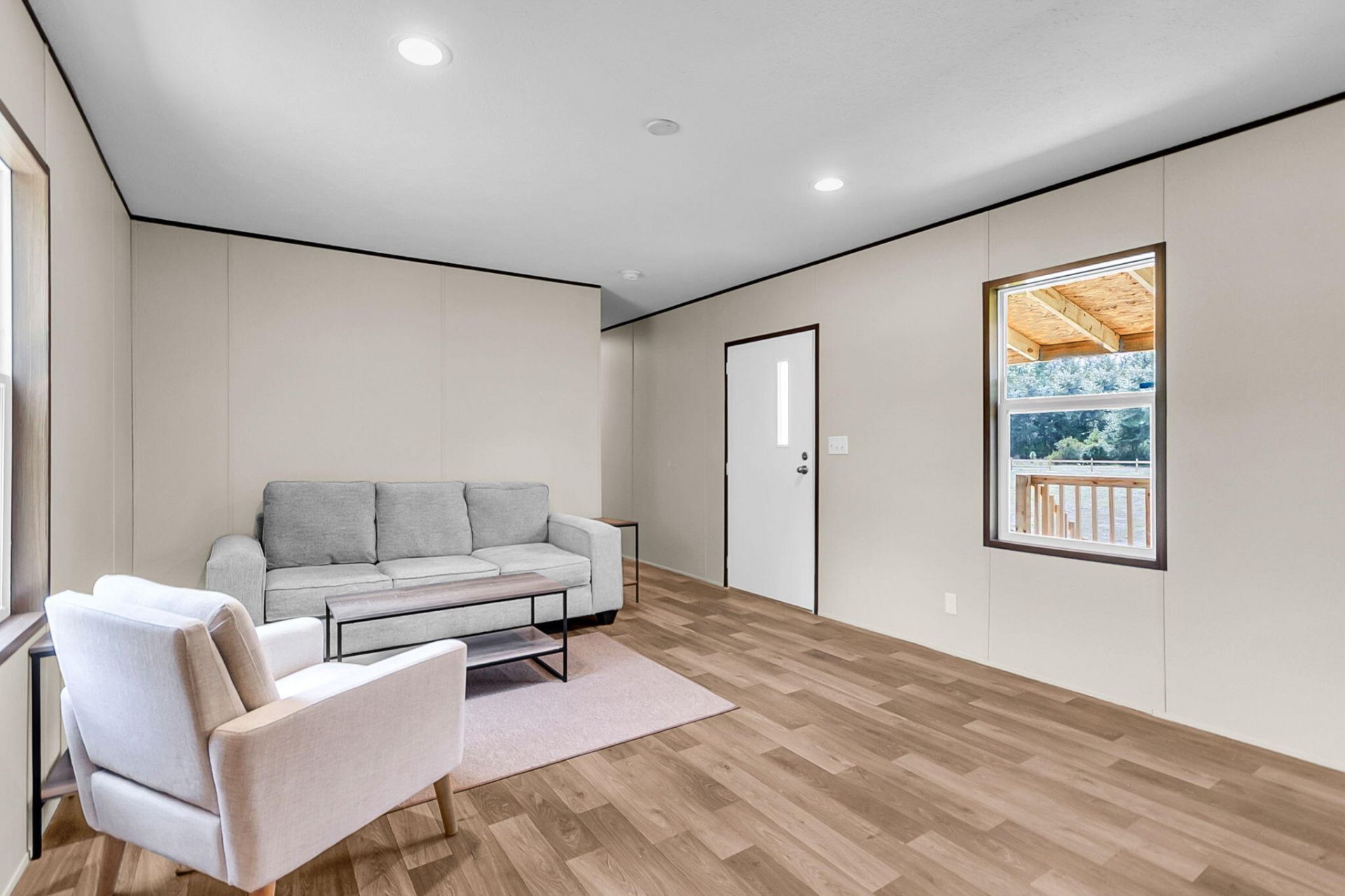 402 Marion Road Photo 8