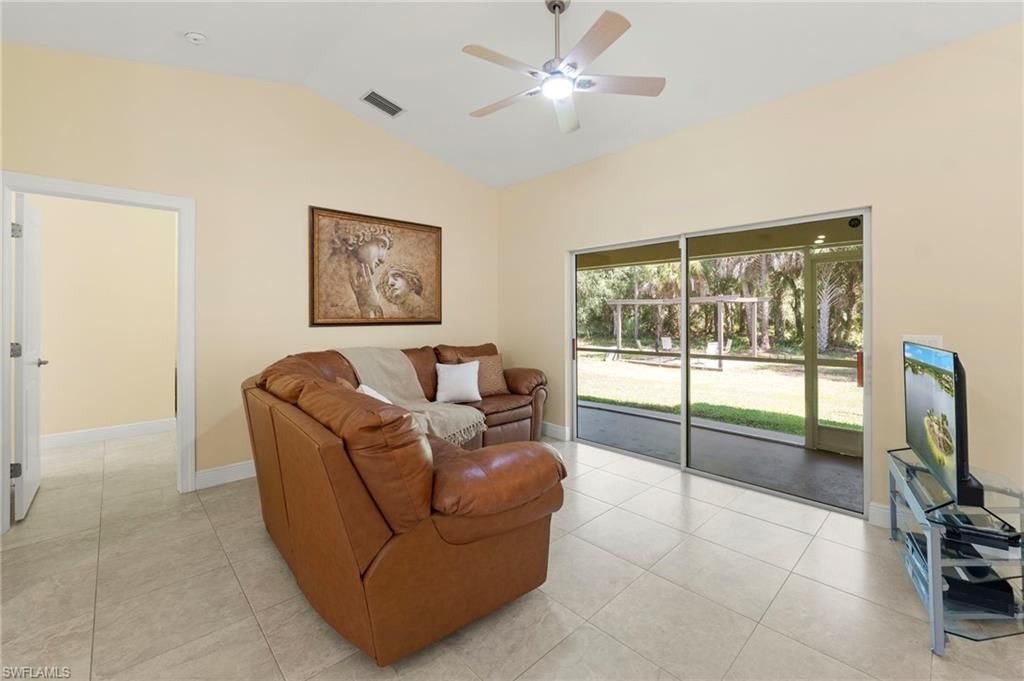 4993 18th Ave Se, Naples, FL 34117 Photo