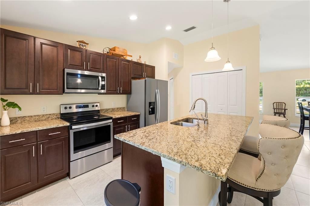 4993 18th Ave Se, Naples, FL 34117 Photo