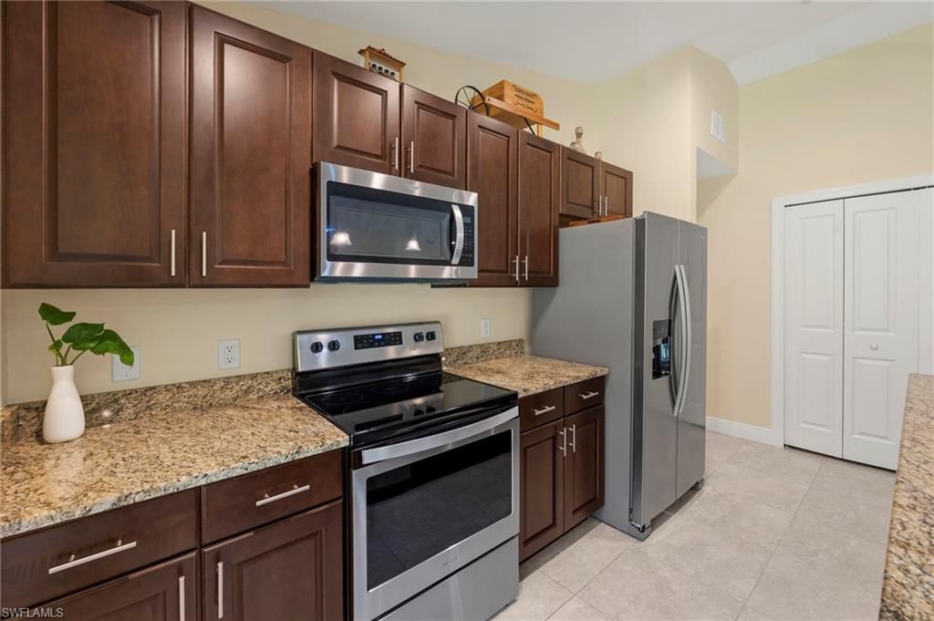 4993 18th Ave Se, Naples, FL 34117 Photo
