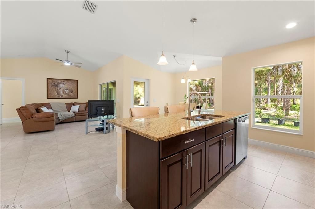 4993 18th Ave Se, Naples, FL 34117 Photo