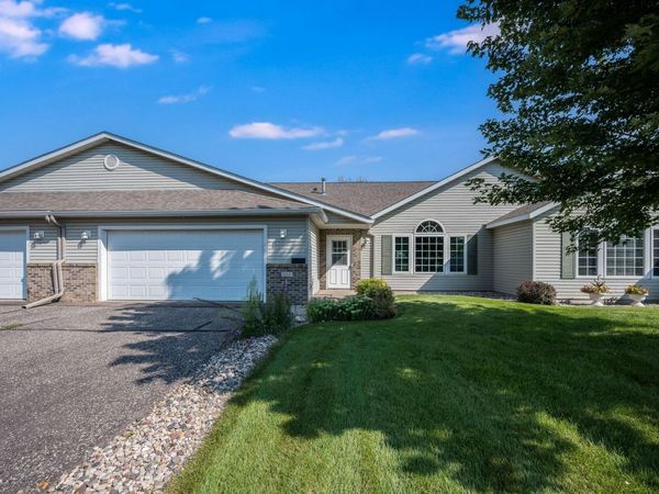 122 Oxford Path , Mankato, MN 56001