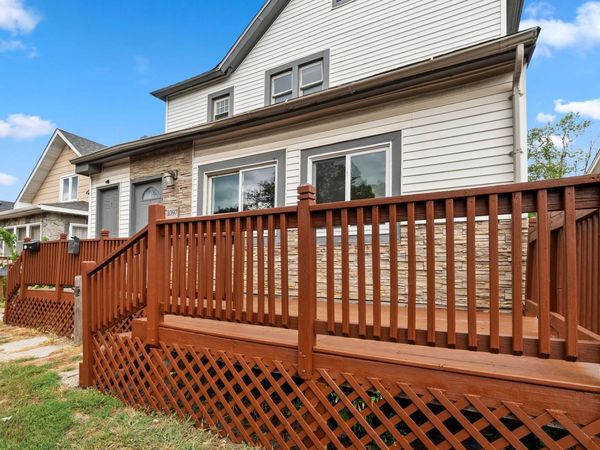 1097 Suburban Avenue, Saint Paul, MN 55106