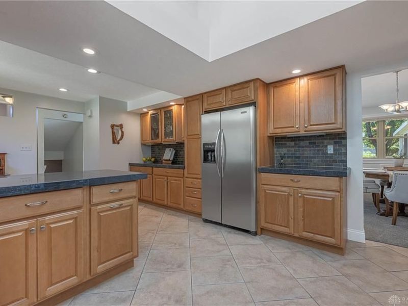 974 Hyde Park Drive, Centerville, OH 45429 Photo 12