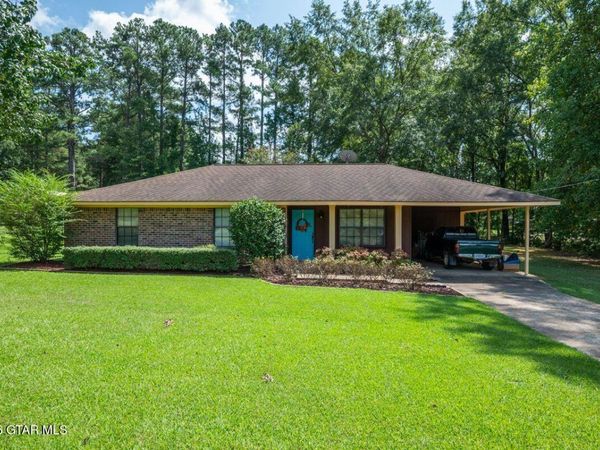 546 E Sides Avenue, Ackerman, MS 39735