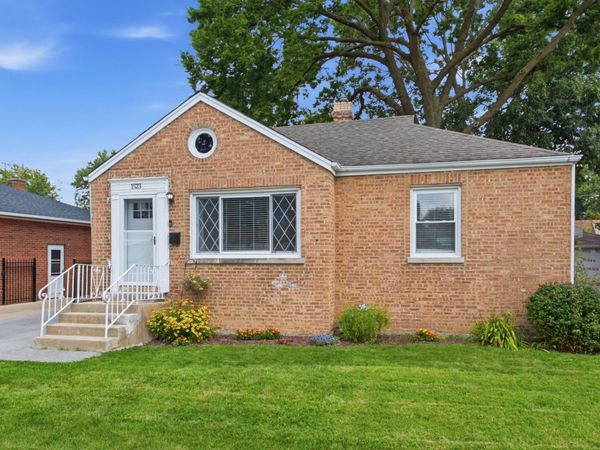 1523 N Rohde Avenue , Berkeley, IL 60163