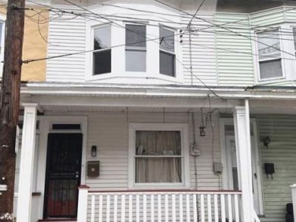 327 ARCH STREET, POTTSVILLE, PA 17901