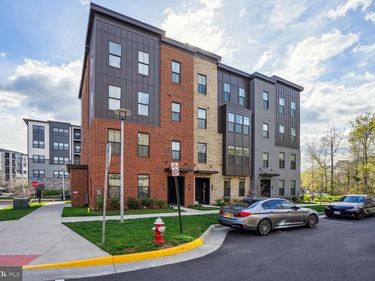 2263 WOODLAND GAP TERRACE , HERNDON, VA 20171