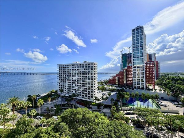 1450 Brickell Bay Dr, Unit 1410, Miami, FL 33131