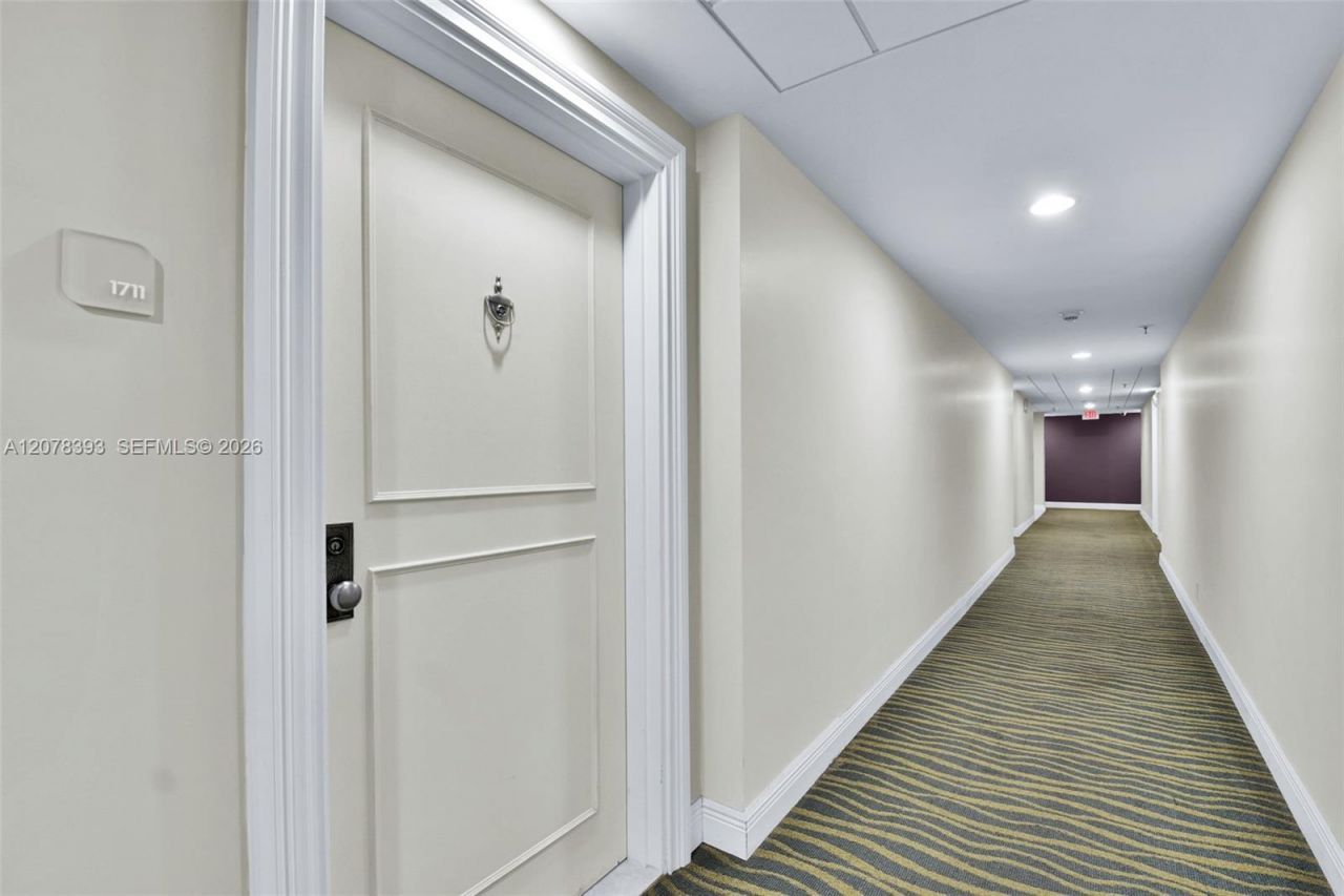 2401 Collins Ave, Unit 1711, Miami Beach, FL 33140 Photo