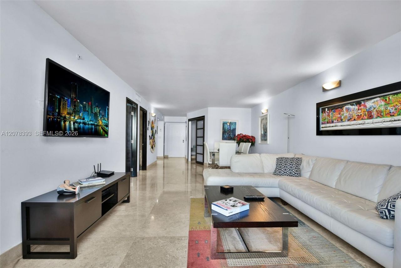 2401 Collins Ave, Unit 1711, Miami Beach, FL 33140 Photo