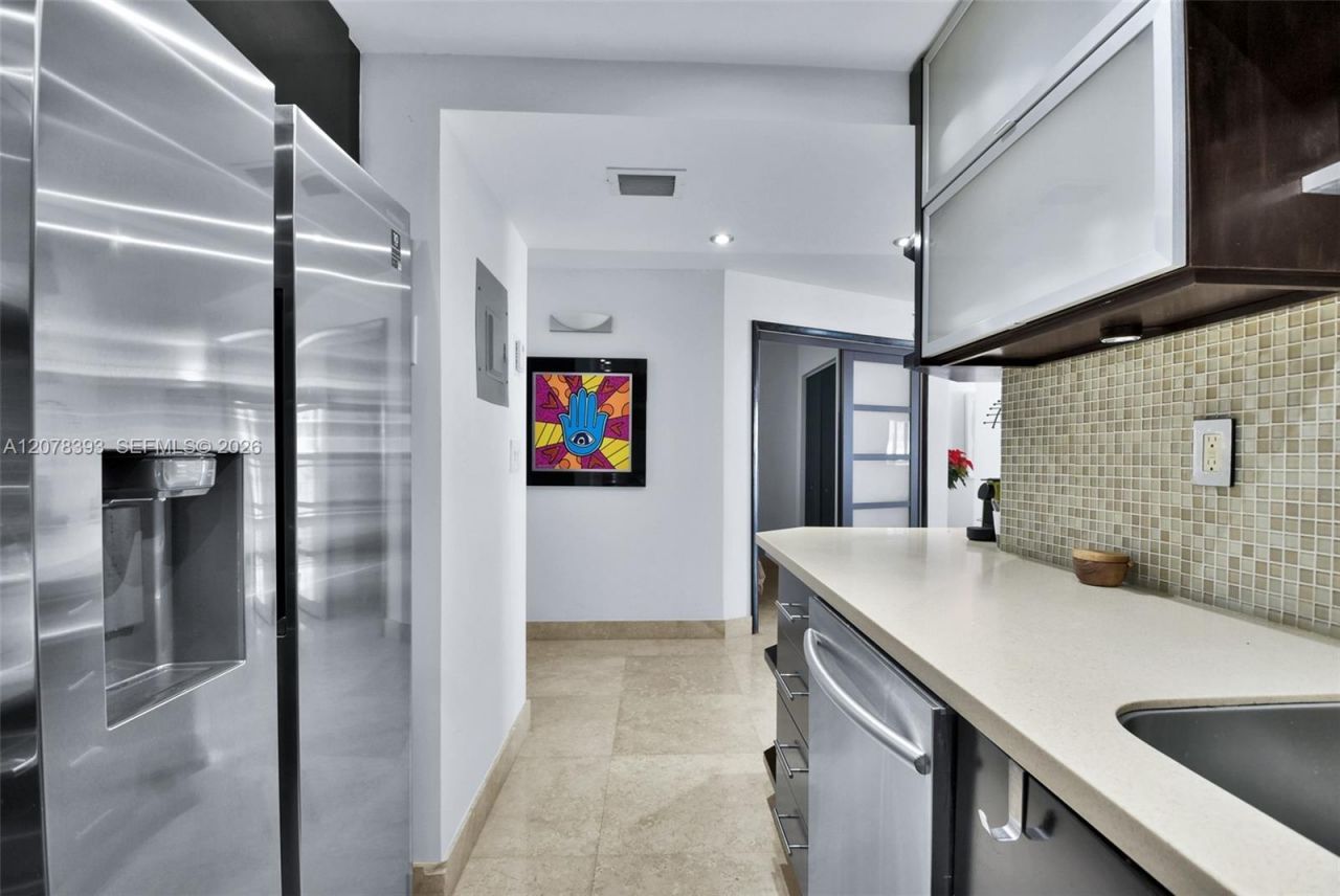 2401 Collins Ave, Unit 1711, Miami Beach, FL 33140 Photo