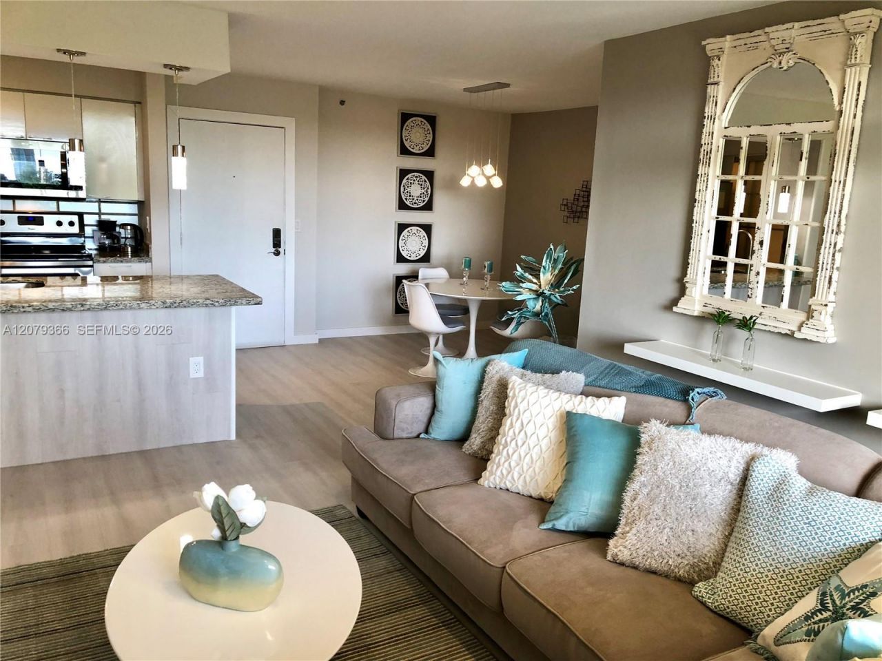 19999 E Country Club Dr , Unit 1405, Aventura, FL 33180 Photo