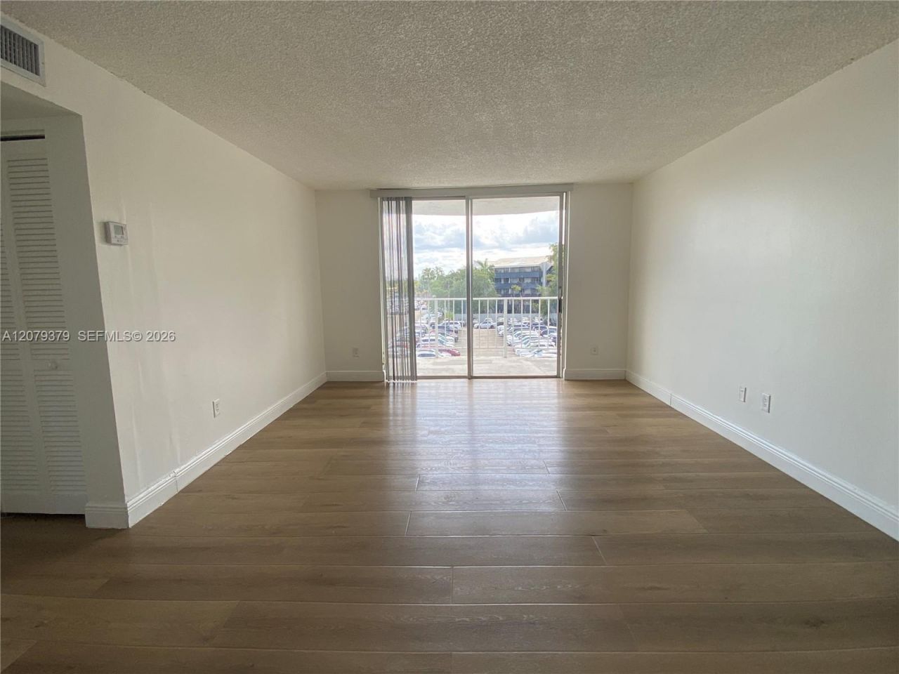 488 NW 165th St Rd, Unit B-415, Miami, FL 33169 Photo
