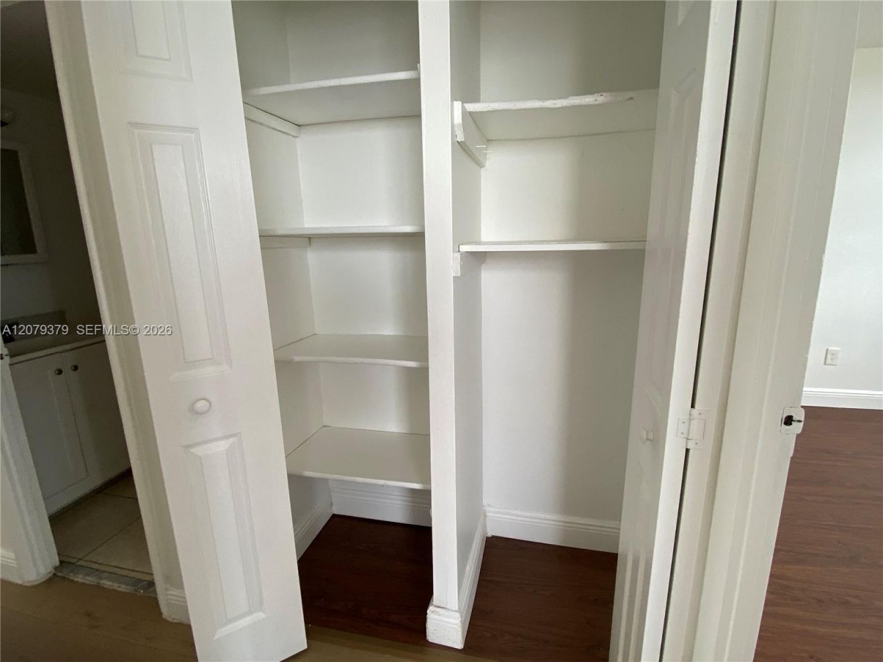 488 NW 165th St Rd, Unit B-415, Miami, FL 33169 Photo