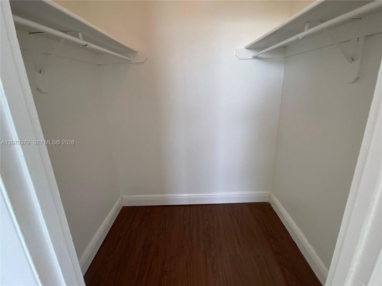 488 NW 165th St Rd, Unit B-415, Miami, FL 33169 Photo